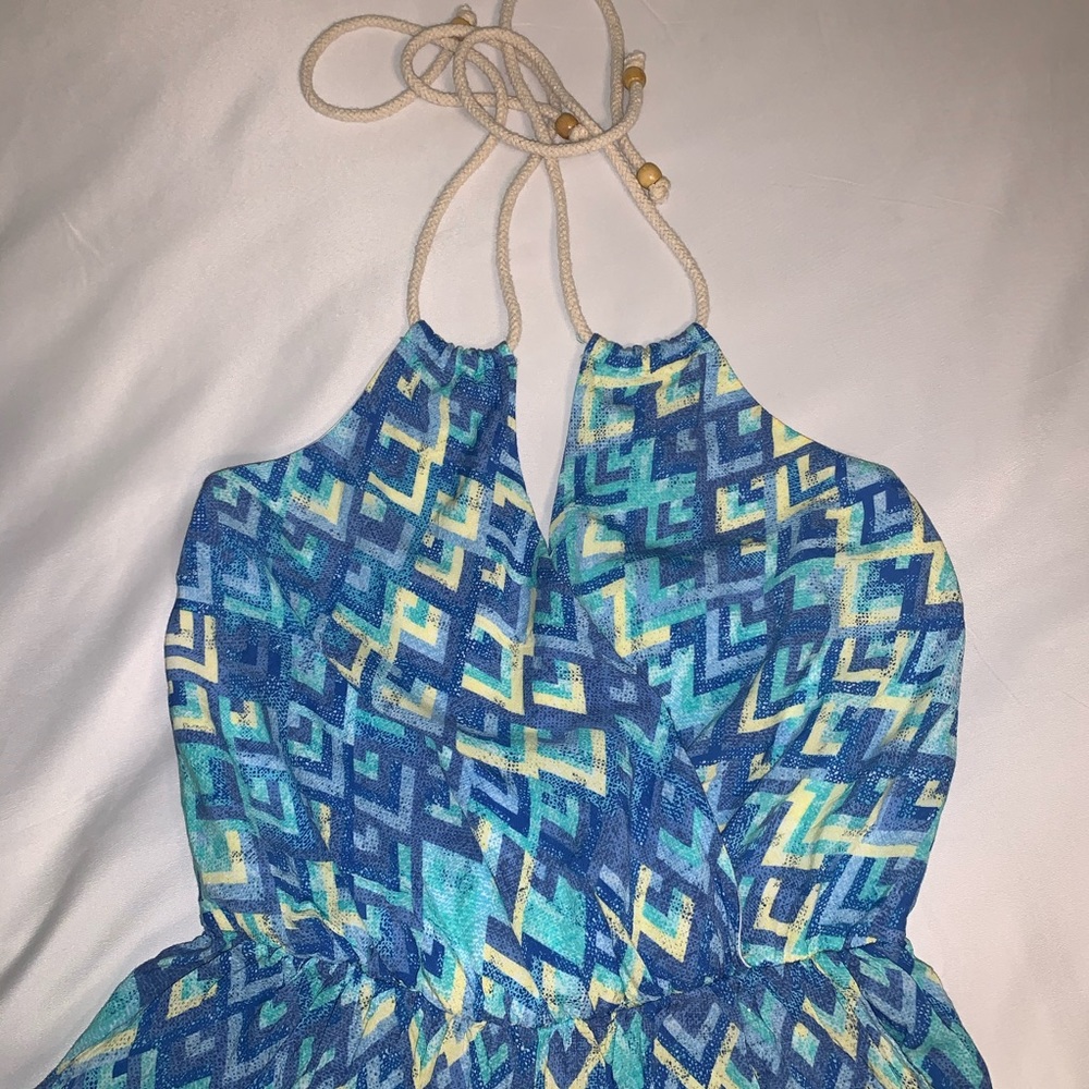 Charlotte Russe Romper - Picture 2 of 3
